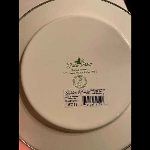 Golden Rabbit - Peter Rabbit 3-piece Child Set with Flatware - Picture 3 of 9